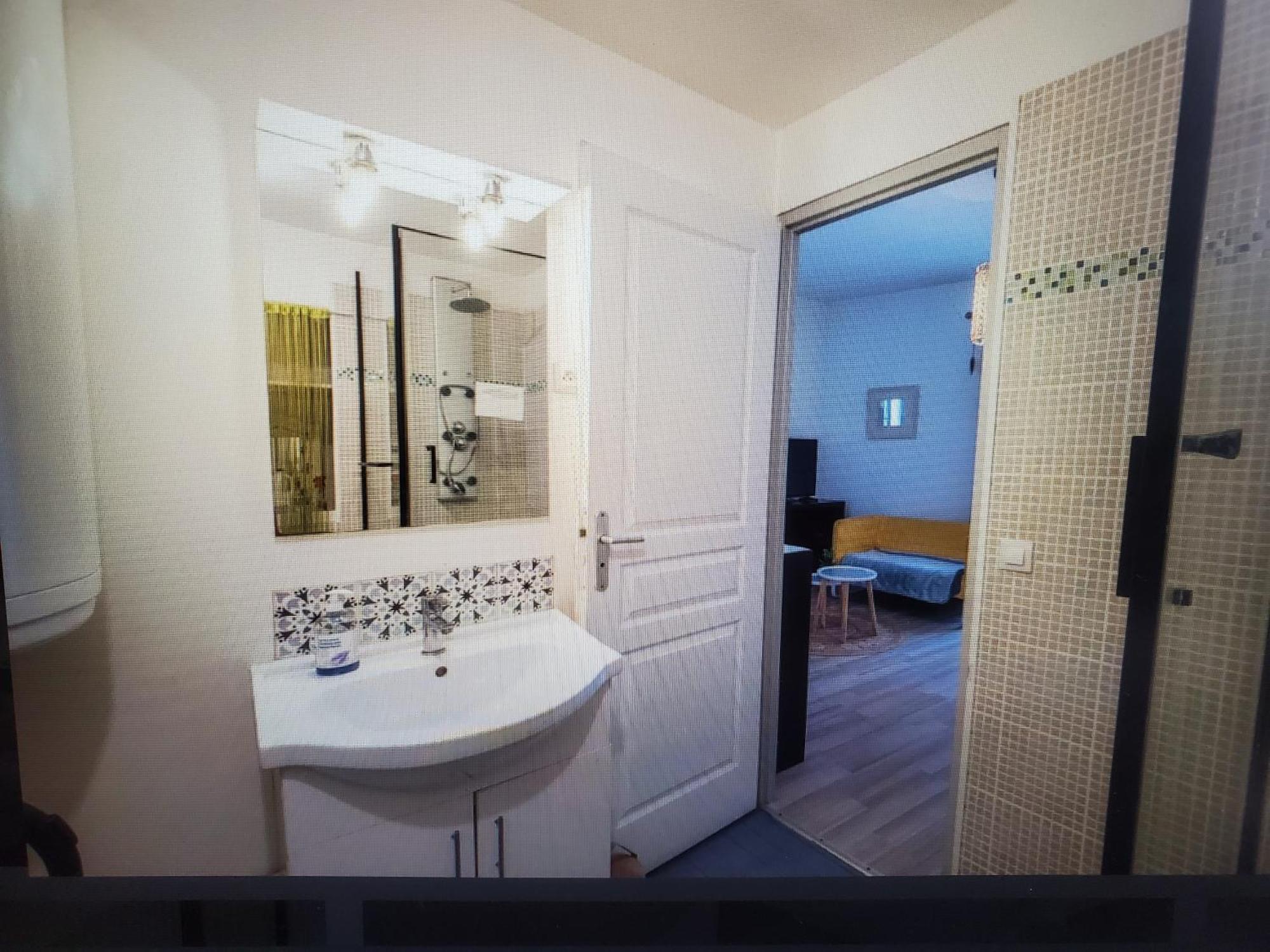 Studio Au Coeur De Viviers Ngoại thất bức ảnh